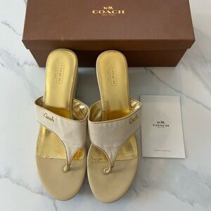 Coach Women's Sandals in Gold and Cream